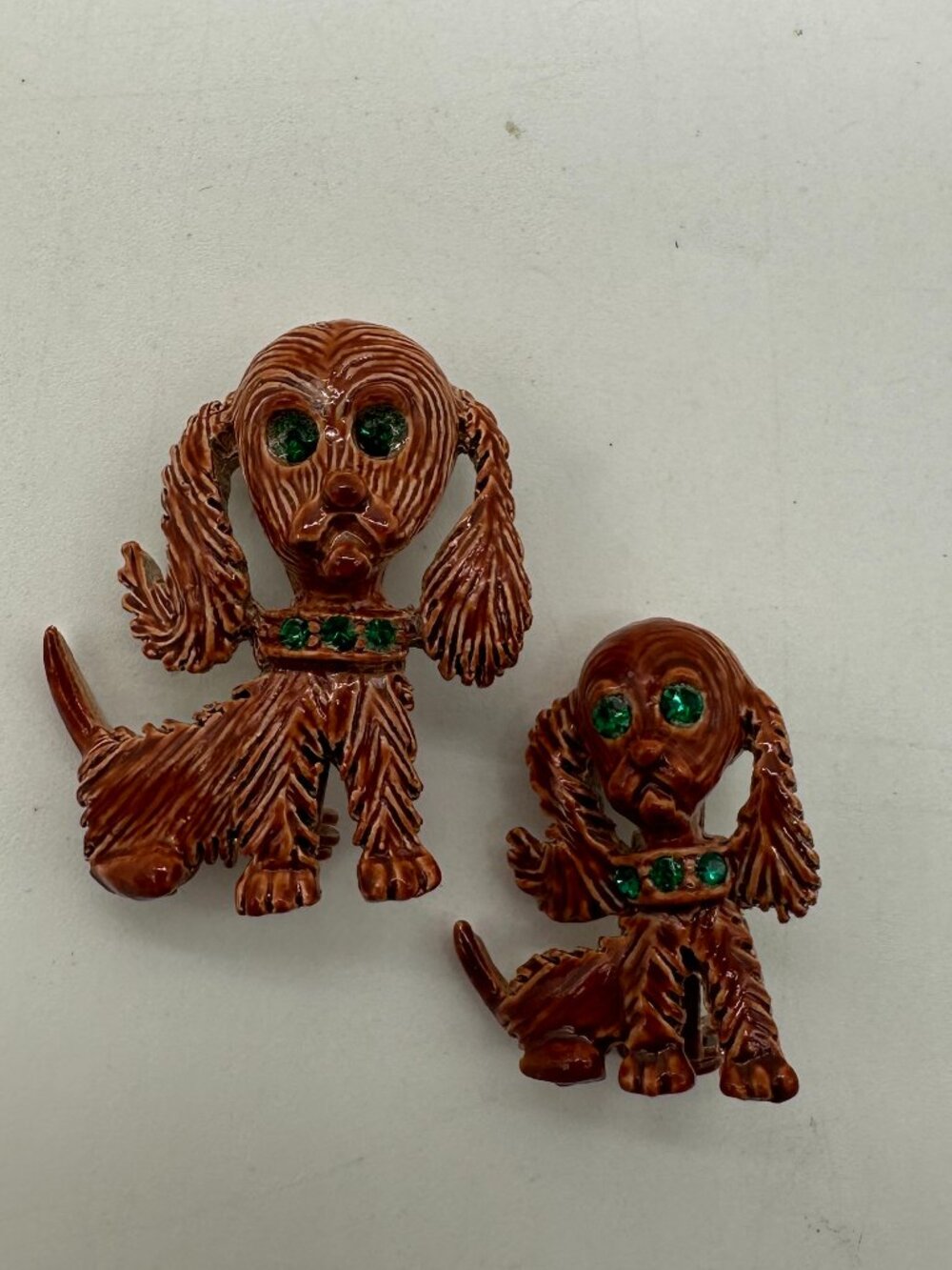Vintage Gerry 2 Brown Dog Pins Brooches Jewelry Green Rhinestone Eyes Collar
